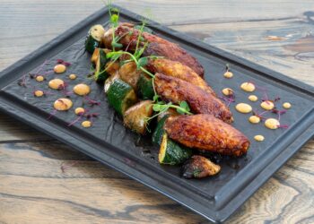 Cómo Cocinar Alitas de Pollo Crujientes