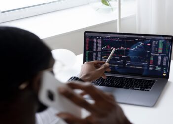 Guía para Principiantes sobre Inversión en la Bolsa de Valores: Consejos Esenciales para Iniciar tu Viaje