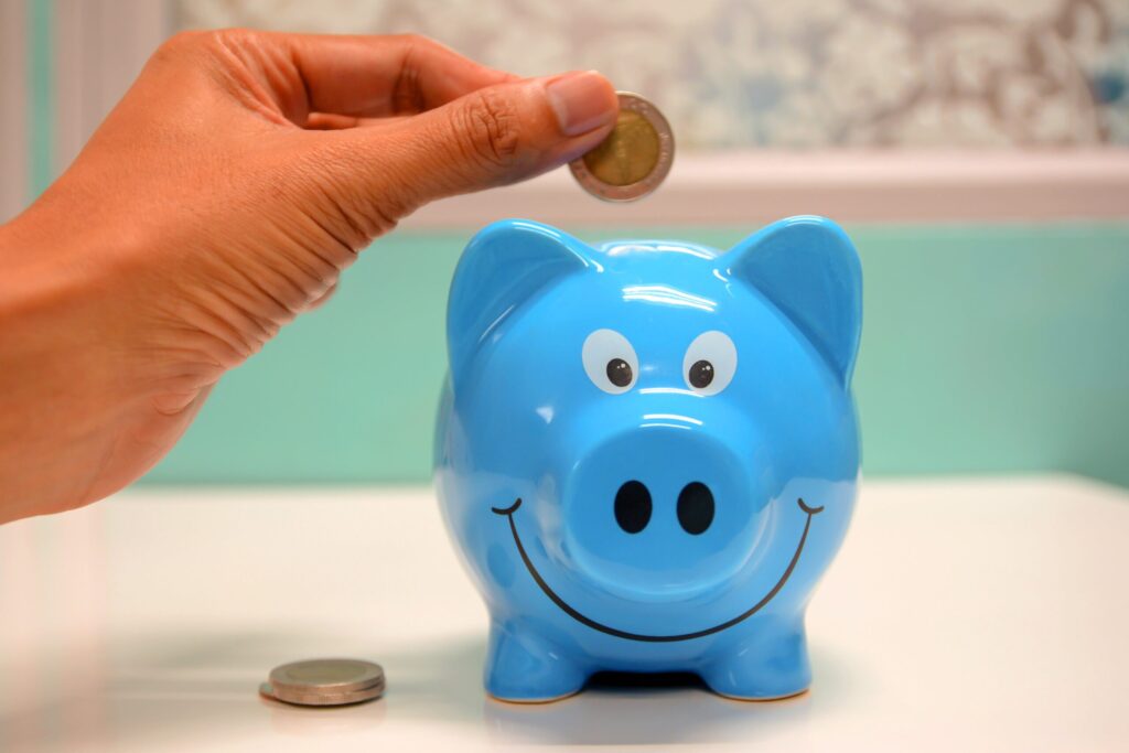 Estrategias Inteligentes para Ahorrar Dinero y Construir Seguridad Financiera