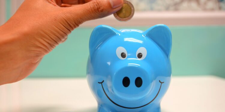 Estrategias Inteligentes para Ahorrar Dinero y Construir Seguridad Financiera